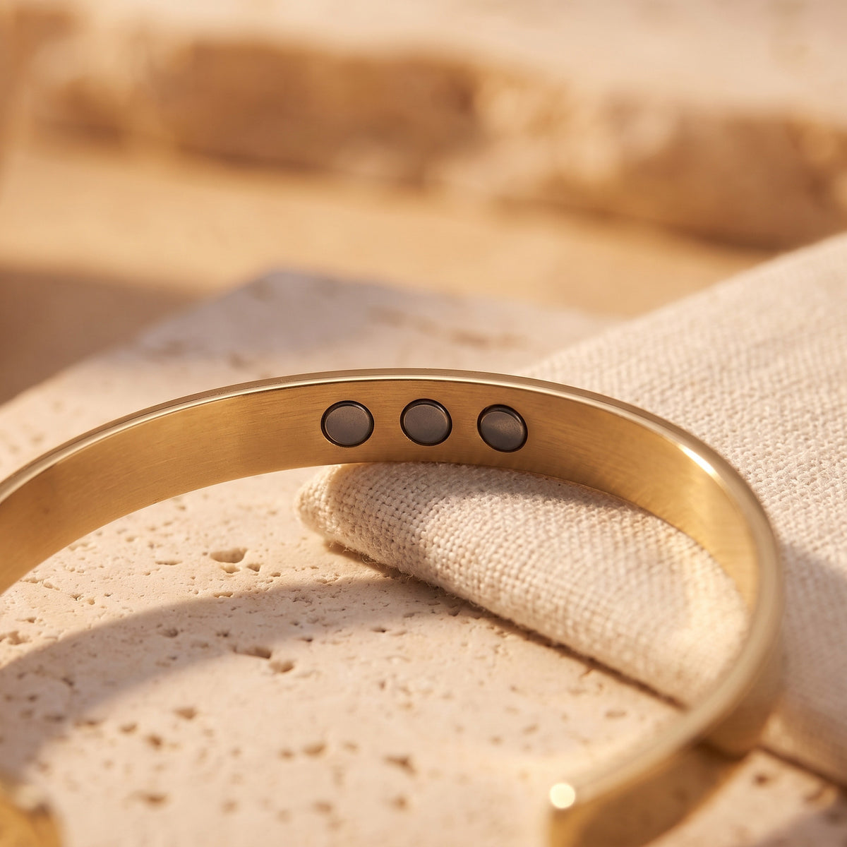 Magneva Cuff