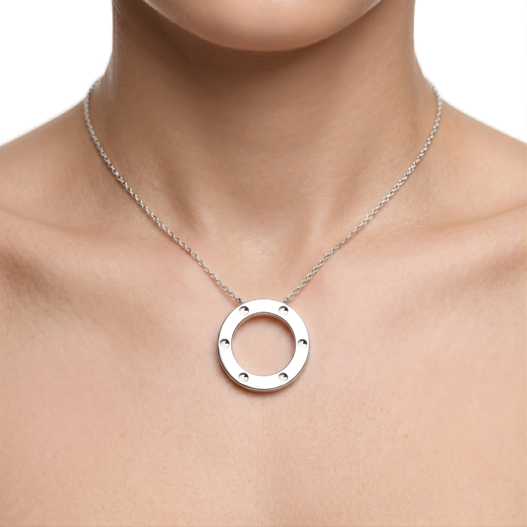 Magneva Necklace – Daily ease, natural balance